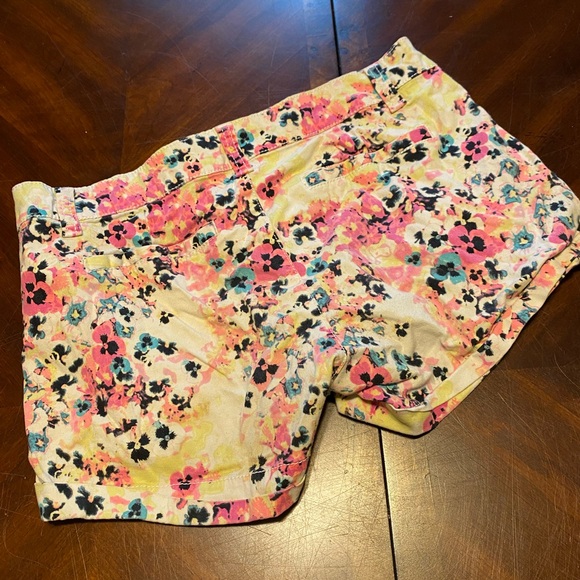 SO Pink and Yellow Jean Shorts Vibrant Floral Design - Picture 3 of 3